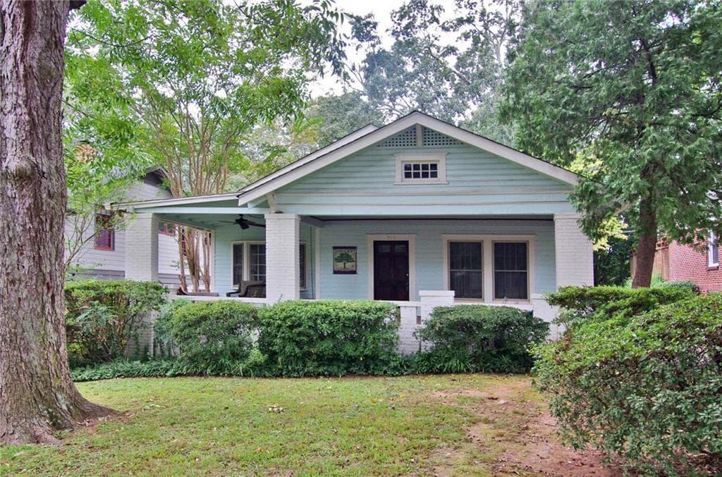3 bedroom, 1,692 sq ft single family residence sold at 215 Jefferson Place, Decatur, GA 30030