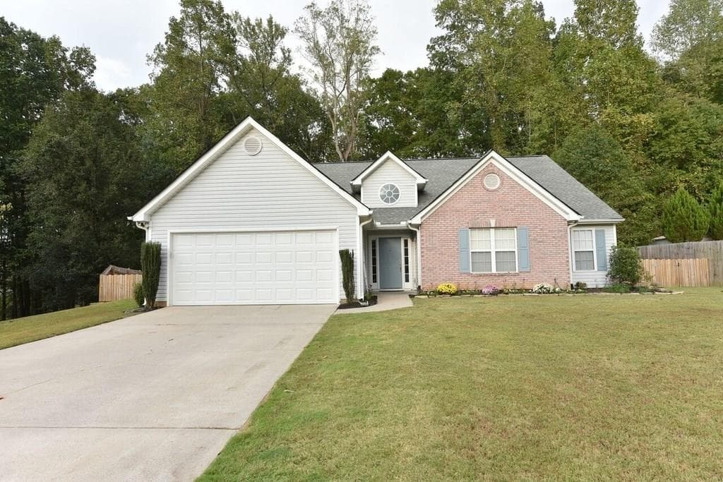 5391 Regency Lake Court, Sugar Hill, GA 30518 — most recent listing photo