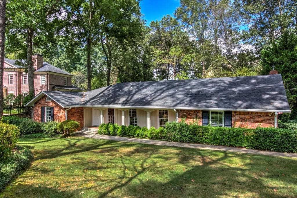 3 bedroom, 2,195 sq ft single family residence sold at 1040 Carter Drive, Atlanta, GA 30319