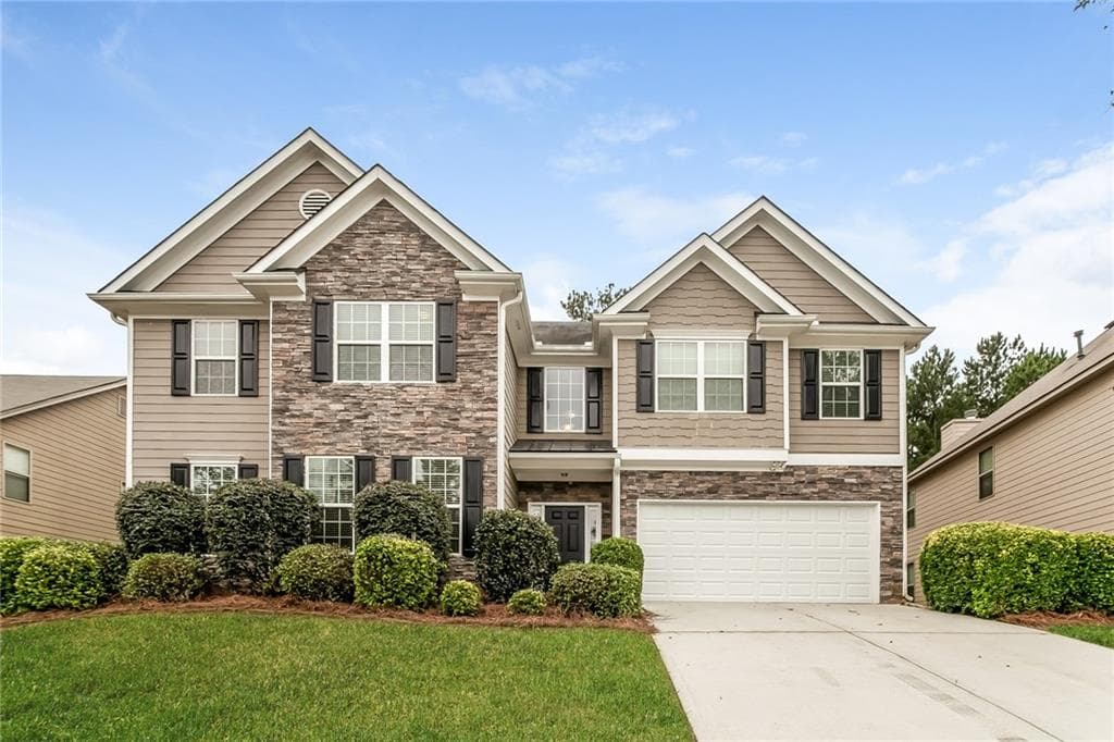 5 bedroom, 3,682 sq ft single family residence sold at 8030 Snapwell Drive, Fairburn, GA 30213