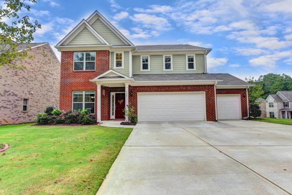 138 Vinca Circle, Suwanee, GA 30024 — most recent listing photo