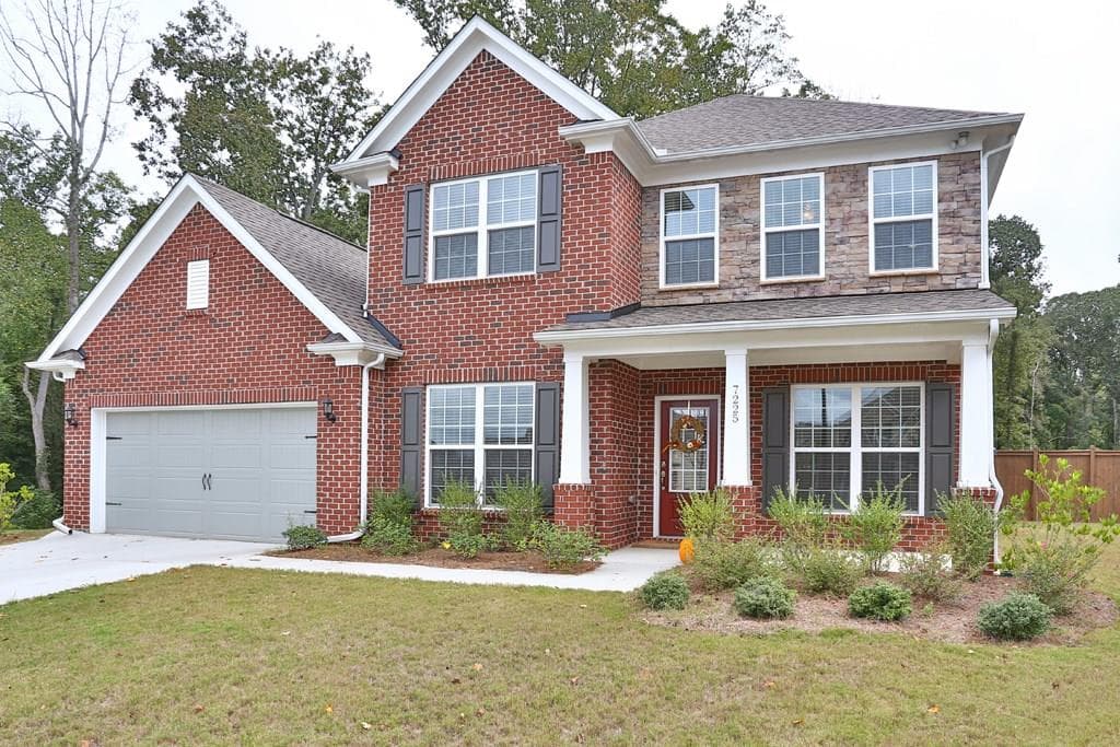 5 bedroom, 3,380 sq ft single family residence sold at 7225 Tributary Court, Cumming, GA 30040