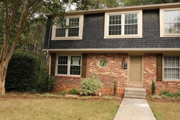 3 bedroom, 1,728 sq ft condominium sold at 2500 Northlake Court, Atlanta, GA 30345