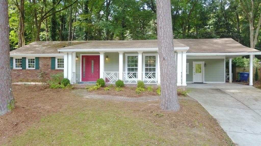 3 bedroom, 2,017 sq ft single family residence sold at 2478 Fernleaf Court, Atlanta, GA 30318