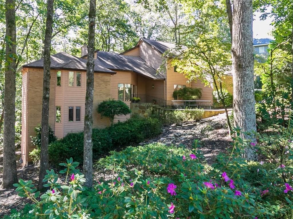 1295 Northcliff Trace, Roswell, GA 30076 — most recent listing photo