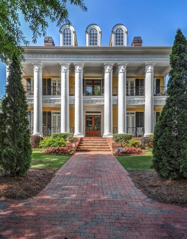 6 bedroom, 12,154 sq ft single family residence sold at 3118 W Addison Drive, Alpharetta, GA 30022 — photo 1 of 1