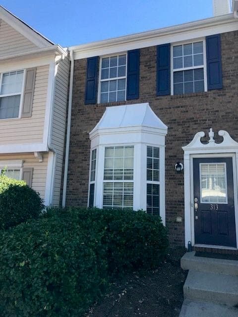 2 bedroom, 1,196 sq ft townhouse sold at 313 Devonshire Drive 313, Alpharetta, GA 30022 — photo 1 of 1