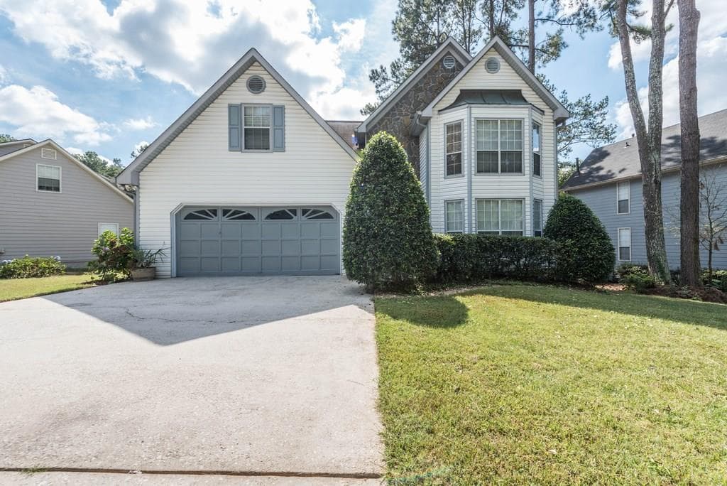 1621 SW CUMBERLAND CLUB Road, Marietta, GA 30008 — most recent listing photo