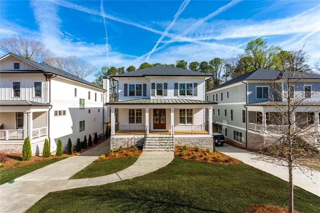 6 bedroom, 4,530 sq ft single family residence sold at 2029 Lee Road, Smyrna, GA 30080