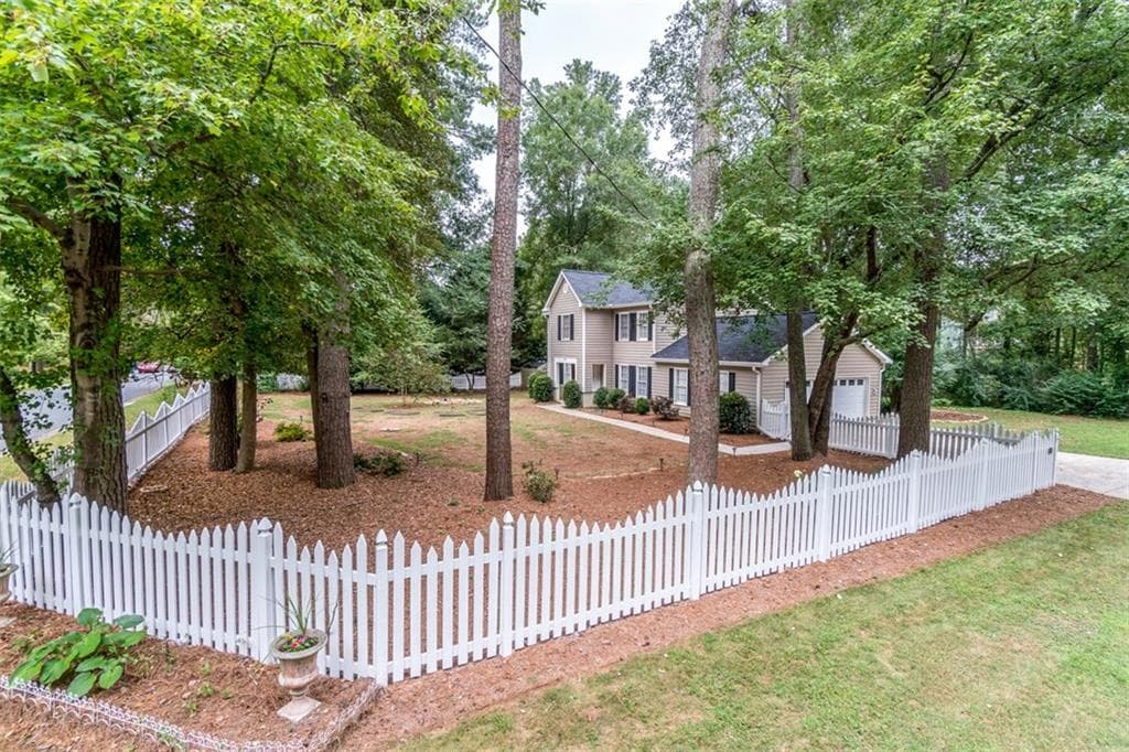 220 Mayfield Circle, Alpharetta, GA 30009 — most recent listing photo