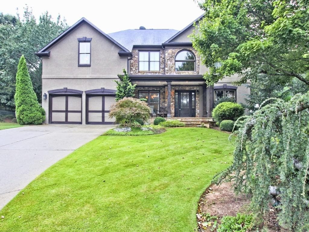 4 bedroom, 4,862 sq ft single family residence sold at 4138 Daniel Green Trail, Smyrna, GA 30080