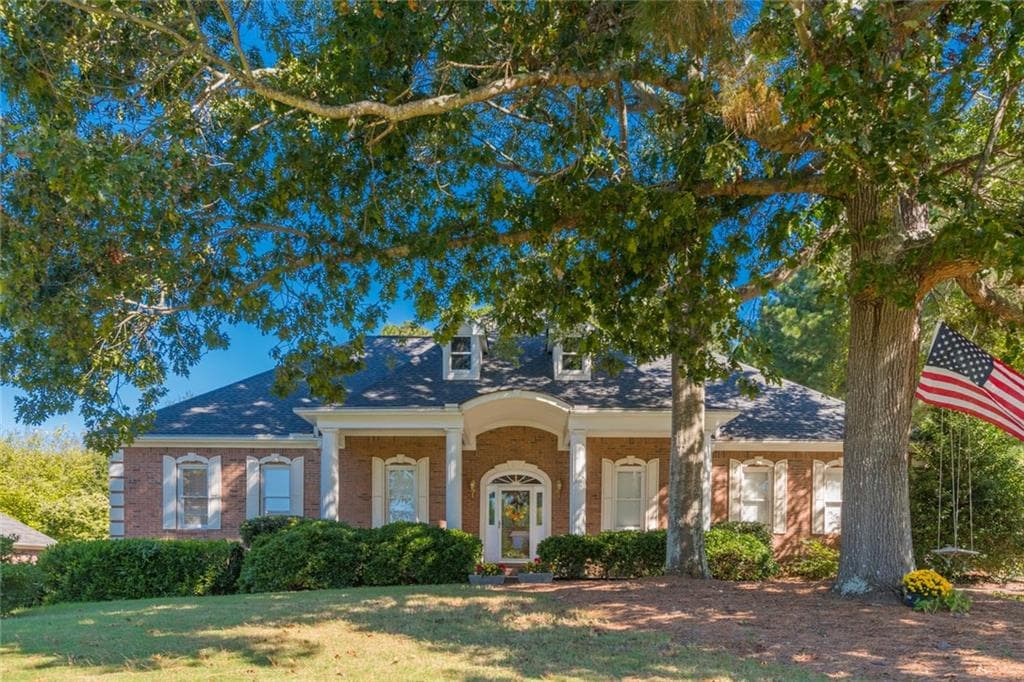 4 bedroom, 4,088 sq ft single family residence sold at 2755 Napa Valley, Cumming, GA 30041