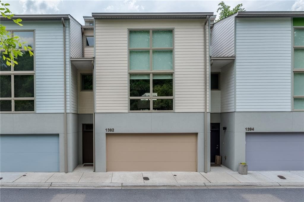 2 bedroom, 1,969 sq ft townhouse sold at 1392 Peter Haughton Way, Atlanta, GA 30318