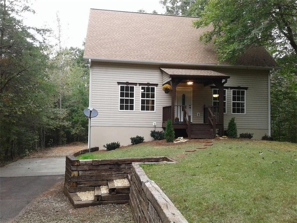 3714 Lakeview Drive, Gainesville, GA 30501 — most recent listing photo