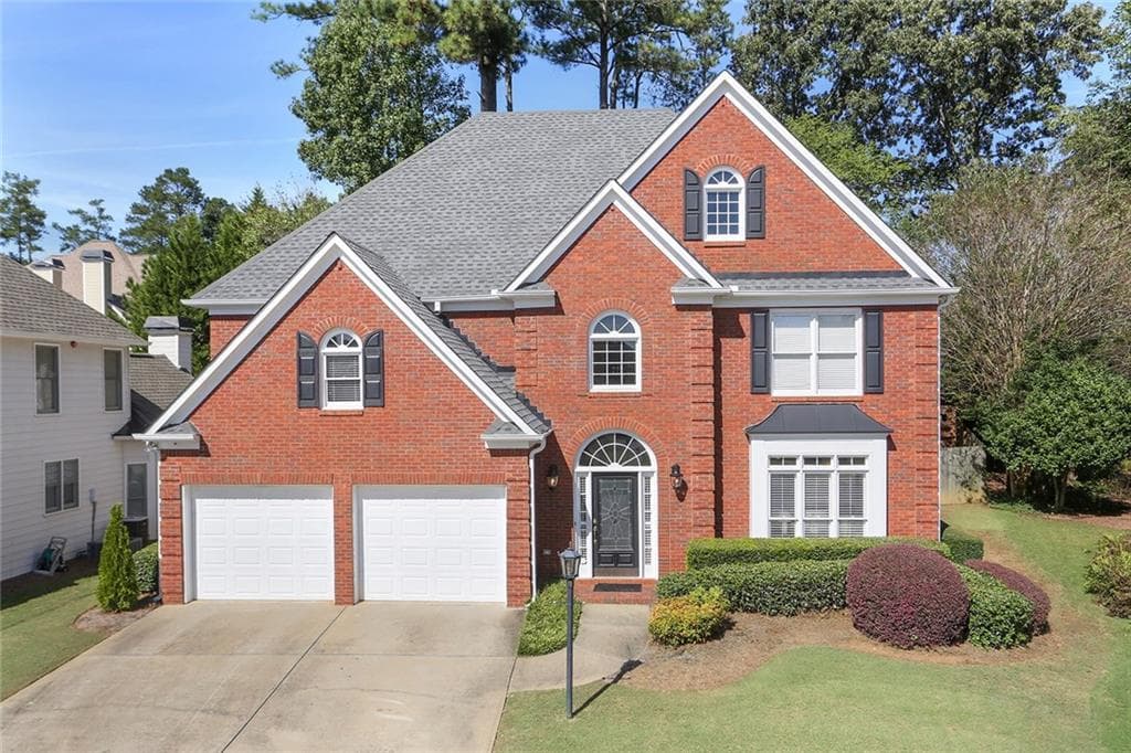 4 bedroom, 3,129 sq ft single family residence sold at 1290 Parkview Lane, Kennesaw, GA 30152
