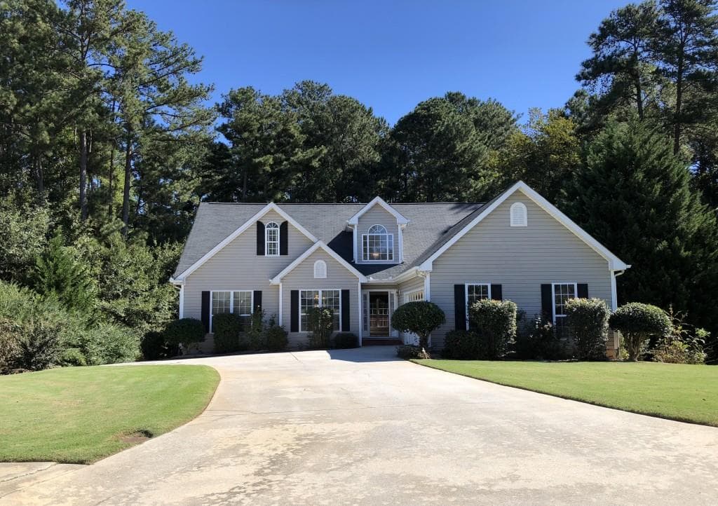 5 bedroom, 3,366 sq ft single family residence sold at 4223 Hamilton Parc Court, Buford, GA 30519