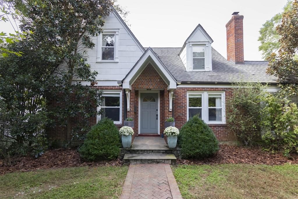 3 bedroom single family residence sold at 588 Oakdale Road, Atlanta, GA 30307