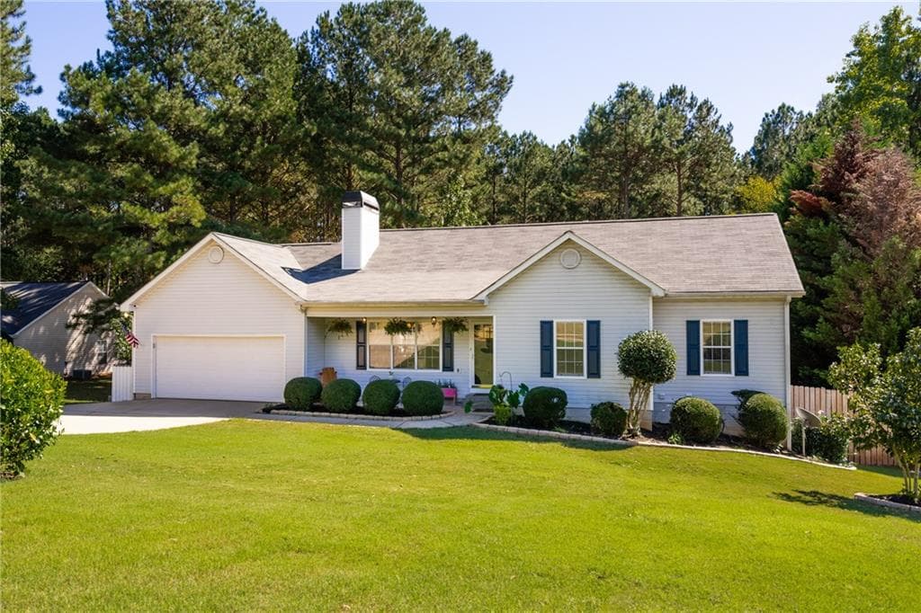 82 Paces Landing Trace, Newnan, GA 30263 — most recent listing photo