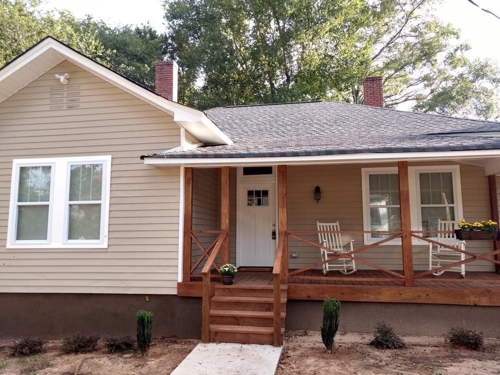 82 Poplar Street, Porterdale, GA 30014 — most recent listing photo