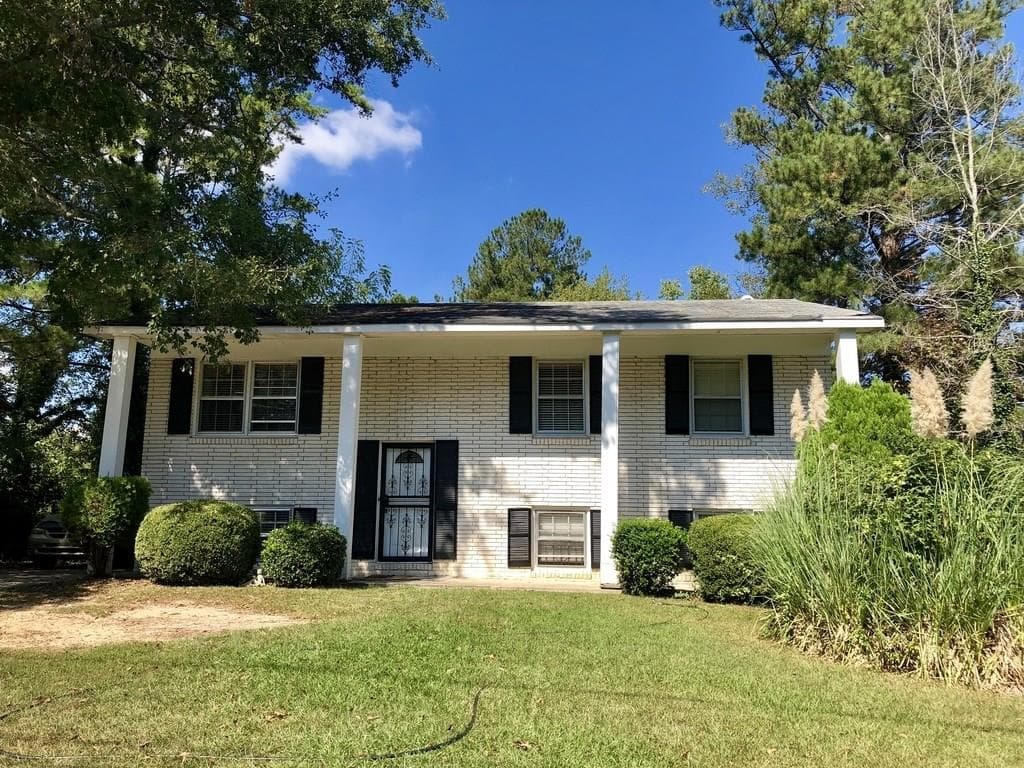 2865 Spruce Point Drive, College Park, GA 30349 — most recent listing photo