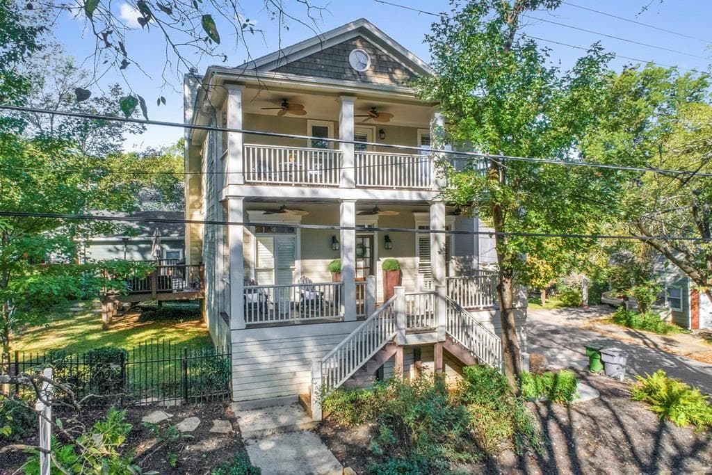 1050 Tumlin Street, Atlanta, GA 30318 — most recent listing photo