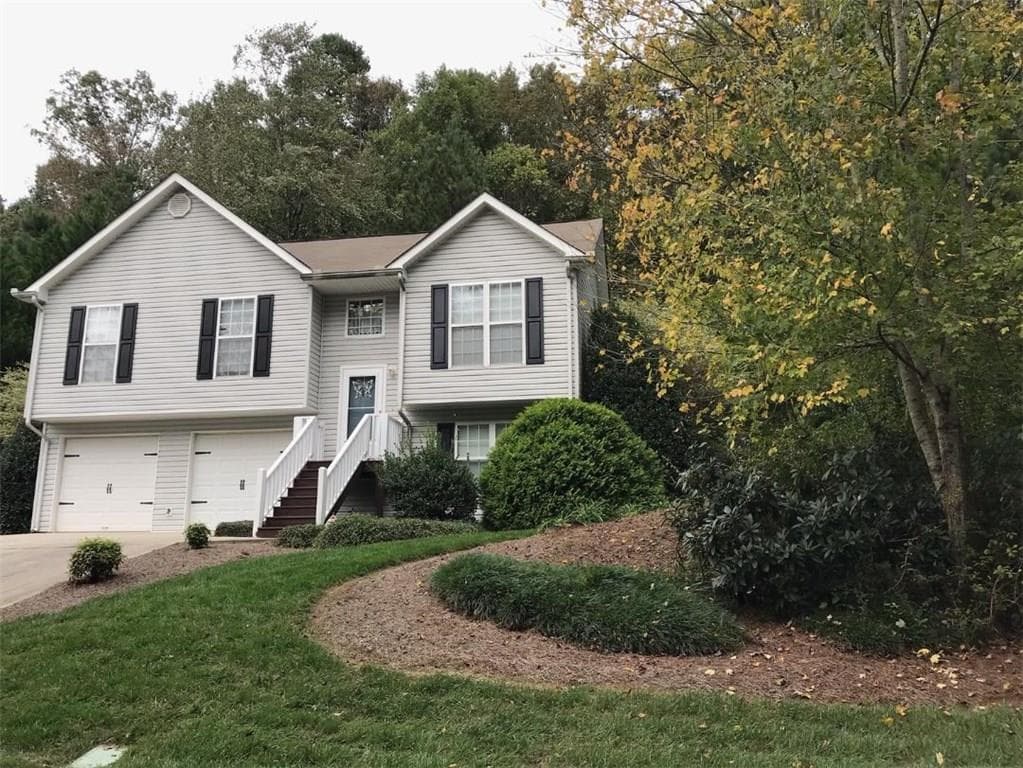 6722 Spring Head Drive, Flowery Branch, GA 30542 — most recent listing photo