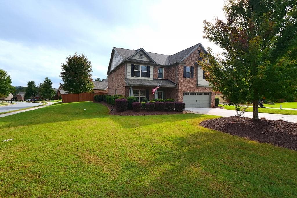6203 Stillwater Cove, Flowery Branch, GA 30542 — most recent listing photo