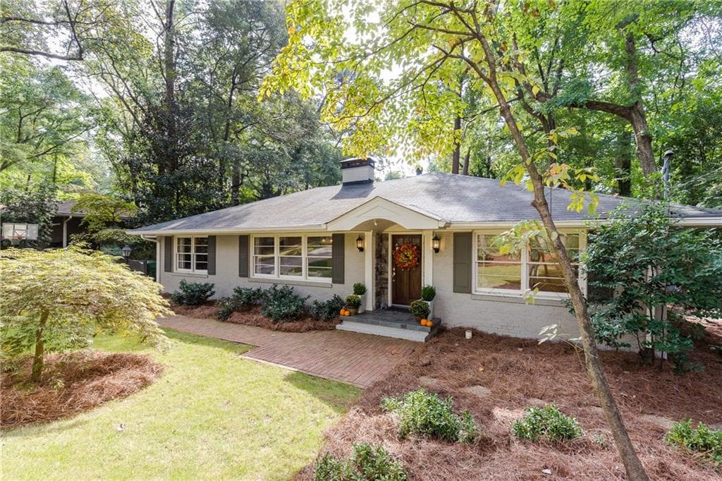 3 bedroom, 1,770 sq ft single family residence sold at 1109 Roxboro Drive, Atlanta, GA 30324