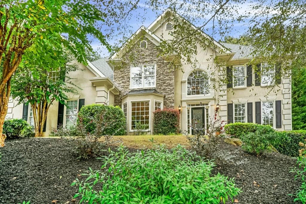 6 bedroom, 3,500 sq ft single family residence sold at 7080 Sweet Creek Road, Duluth, GA 30097