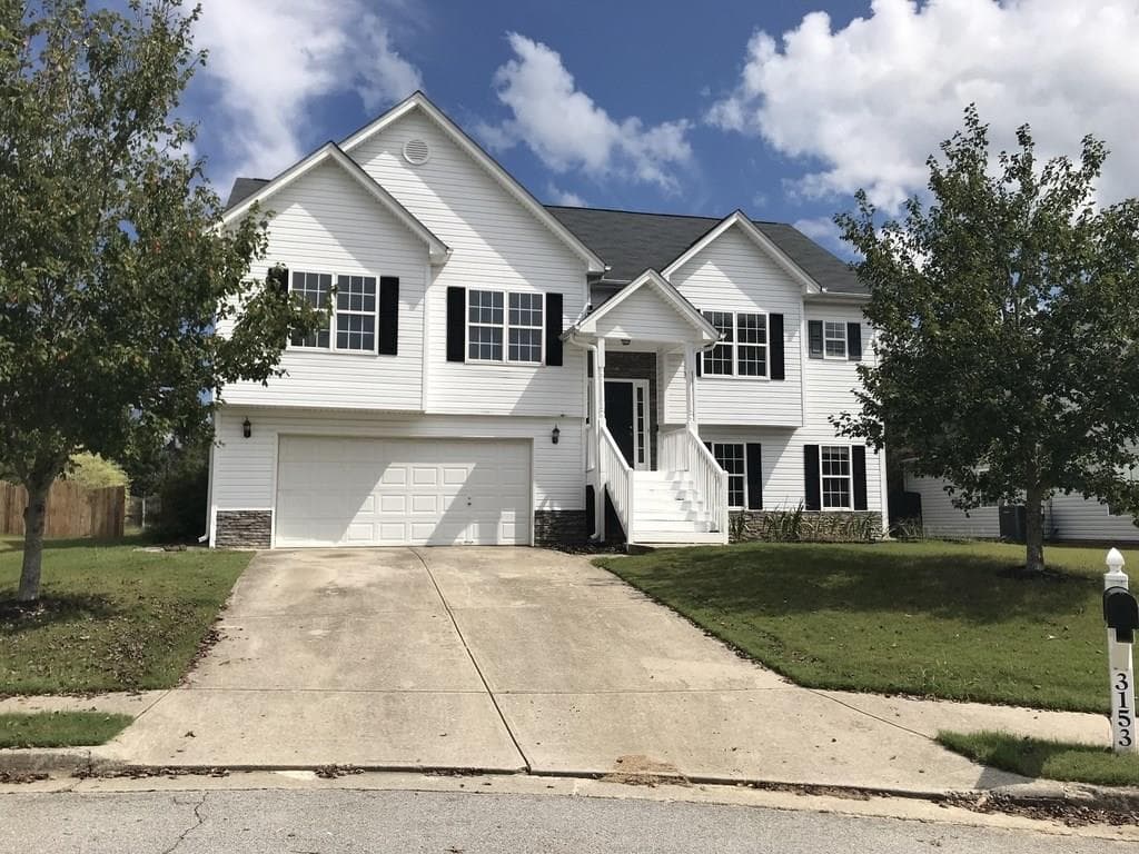 5 bedroom, 2,653 sq ft single family residence sold at 3153 MORGAN BOX Lane, Buford, GA 30519