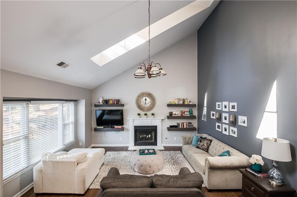 3 bedroom, 1,796 sq ft townhouse sold at 2205 Vinings North Lane, Smyrna, GA 30080