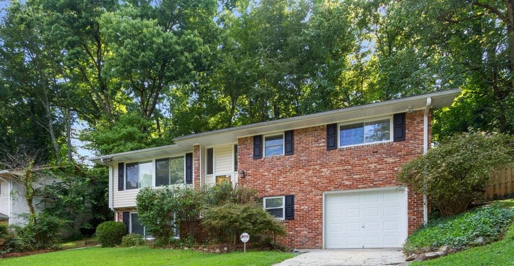 4 bedroom, 1,530 sq ft single family residence sold at 2212 Capehart Circle, Atlanta, GA 30345