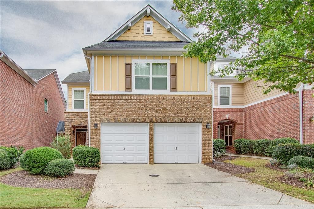 3 bedroom, 2,390 sq ft townhouse sold at 13943 Sunfish Bend, Milton, GA 30004