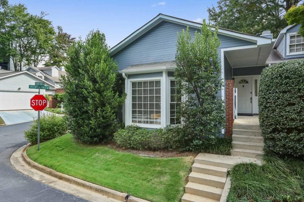 2958 Crosswycke Forest Circle, Brookhaven, GA 30319 — most recent listing photo