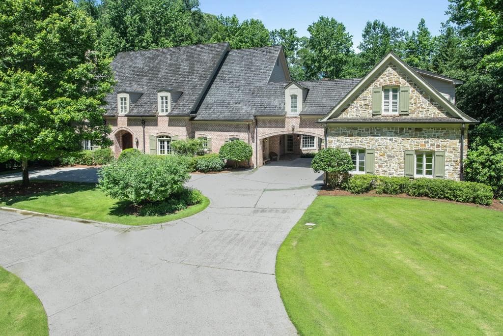 7 bedroom, 10,106 sq ft single family residence sold at 14820 E Bluff Road, Milton, GA 30004