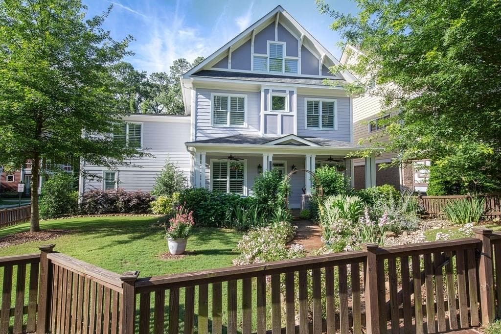 5 bedroom, 3,043 sq ft single family residence sold at 105 Lenore Street, Decatur, GA 30030