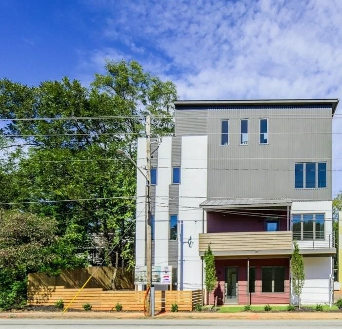 3 bedroom, 2,550 sq ft townhouse sold at 292 Gordon Avenue E, Atlanta, GA 30307