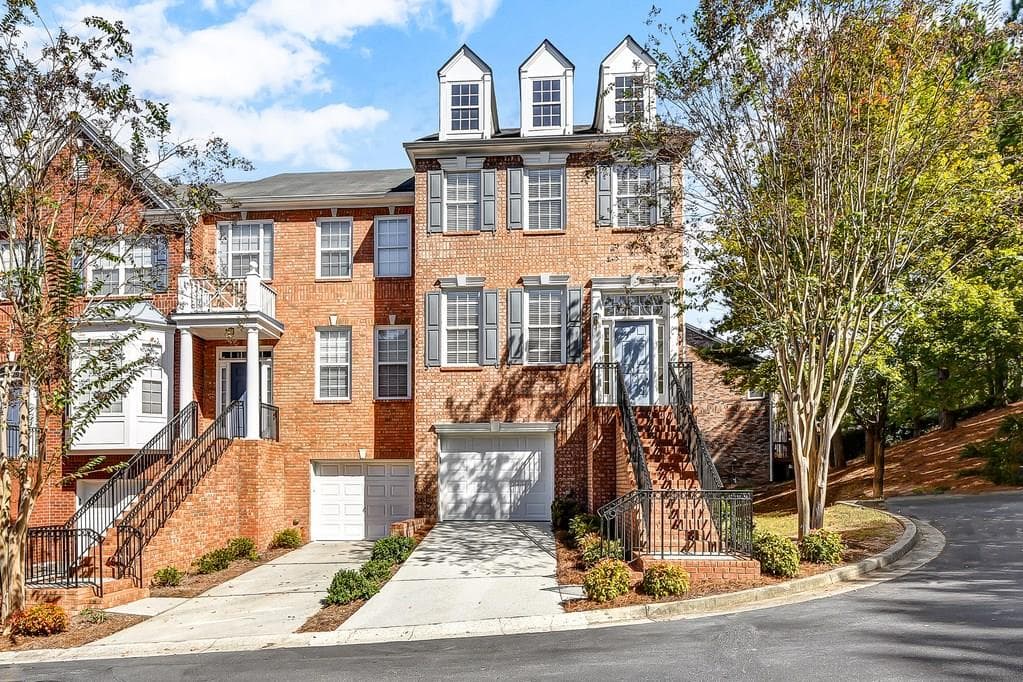 3 bedroom, 1,929 sq ft townhouse sold at 317 Mony Stone Court 12, Smyrna, GA 30082