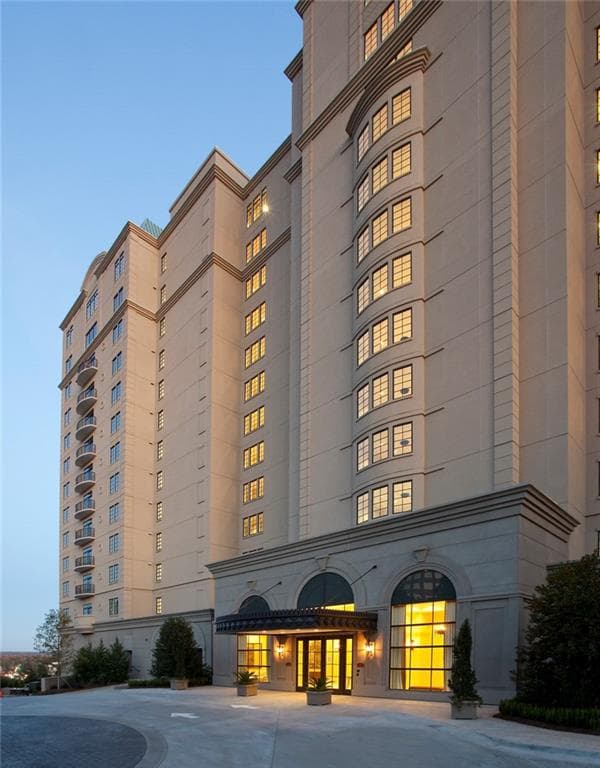 2700 Paces Ferry Road 303, Atlanta, GA 30339 — most recent listing photo
