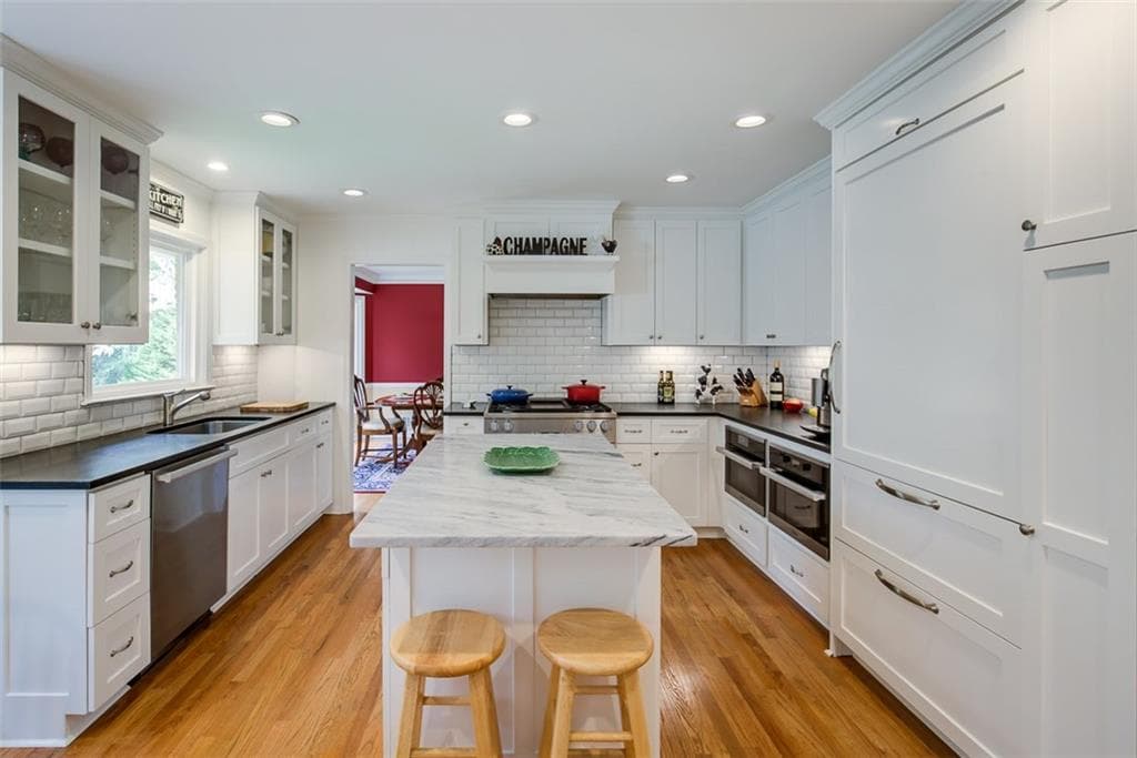 4 bedroom, 2,949 sq ft single family residence sold at 5437 Smoke Rise Drive, Stone Mountain, GA 30087