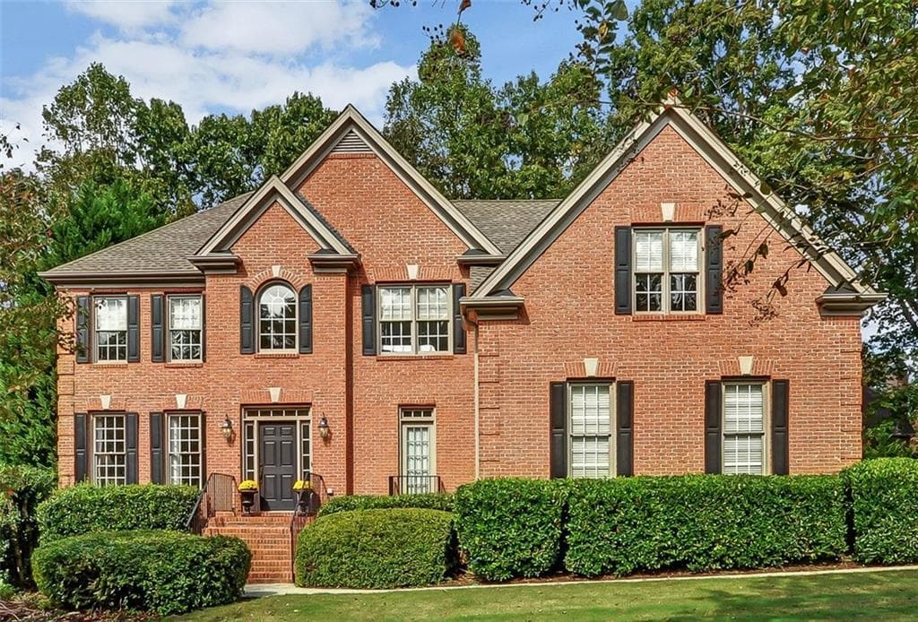 3870 Bridle Ridge Drive, Suwanee, GA 30024 — most recent listing photo