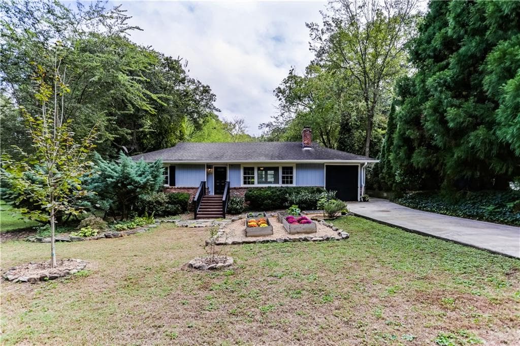 3 bedroom, 1,604 sq ft single family residence sold at 2371 Armand Road, Atlanta, GA 30324