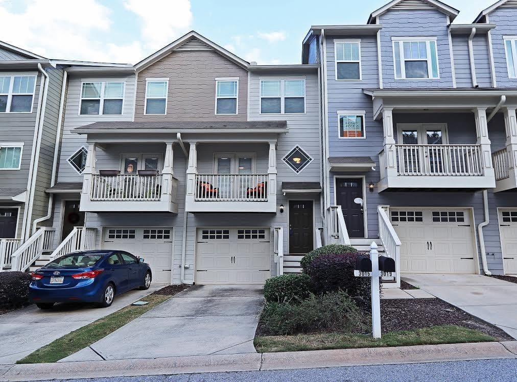 2 bedroom, 1,216 sq ft townhouse sold at 3015 Liberty Way, Atlanta, GA 30318