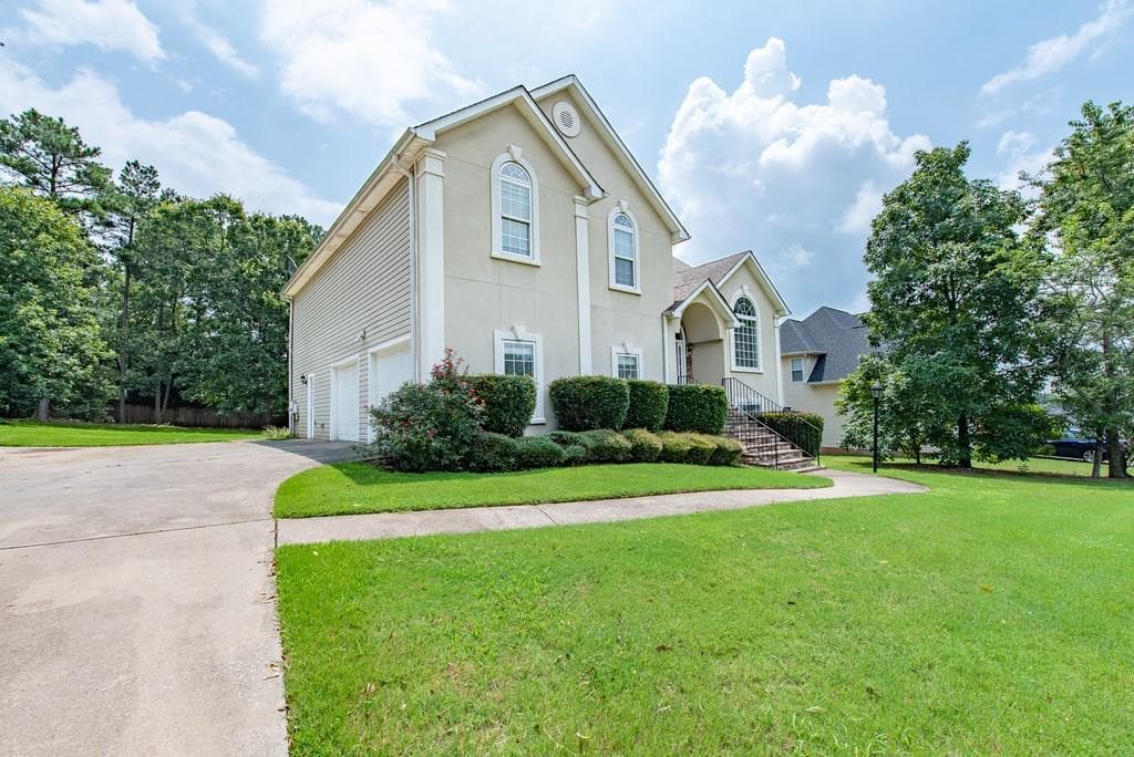 3260 Thorneridge Trail, Douglasville, GA 30135 — most recent listing photo