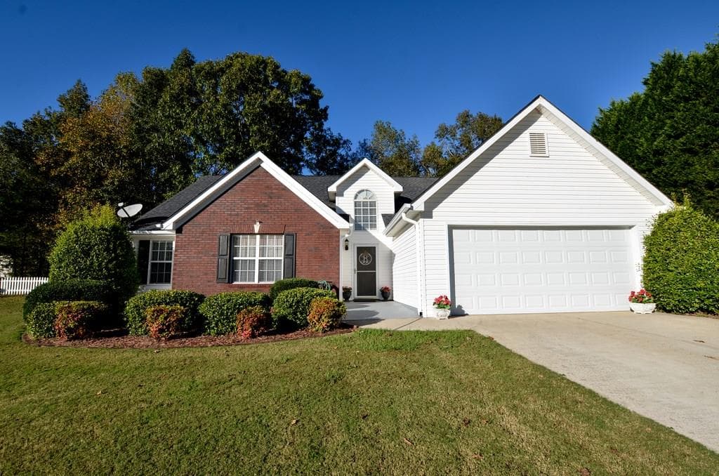 1437 Elliotts Lane, Auburn, GA 30011 — most recent listing photo