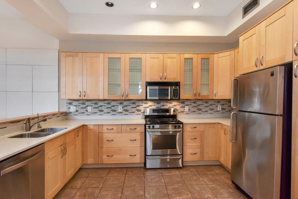 1 bedroom, 1,281 sq ft single family residence sold at 1243 Virginia Avenue, Atlanta, GA 30306