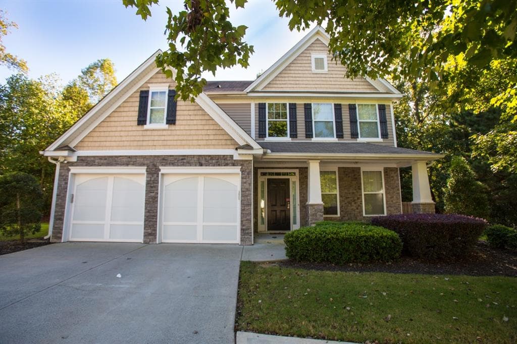 5 bedroom, 2,458 sq ft single family residence sold at 6910 Island Pointe Drive, Buford, GA 30518
