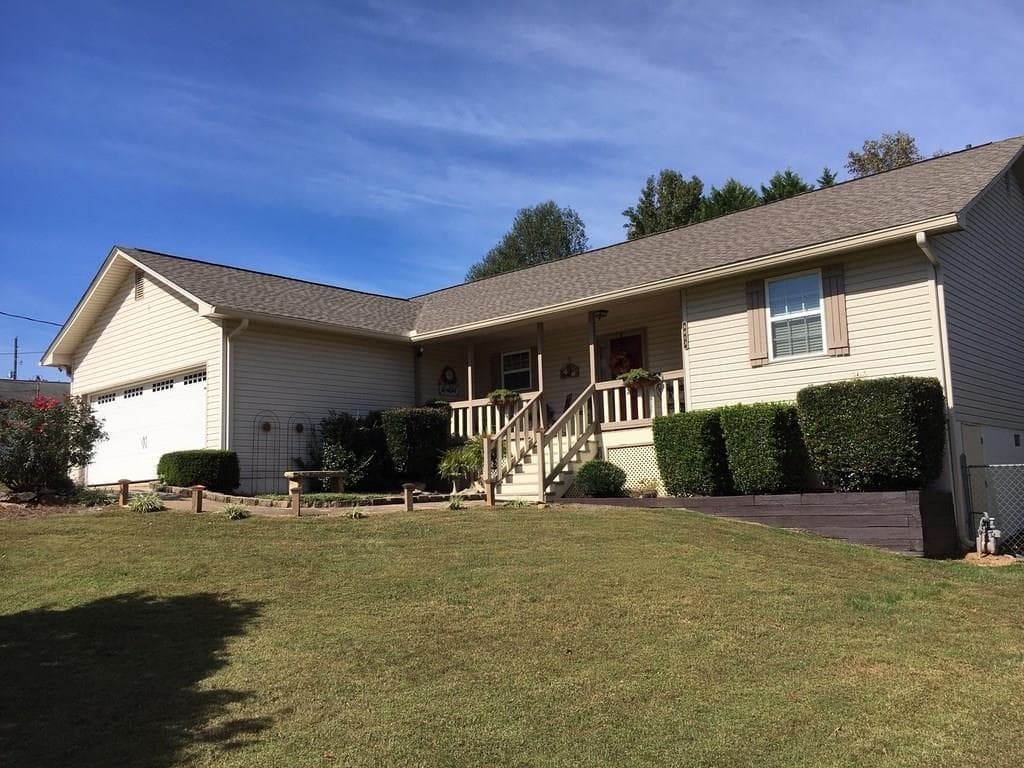 5013 Whites Mill Drive, Gainesville, GA 30504 — most recent listing photo