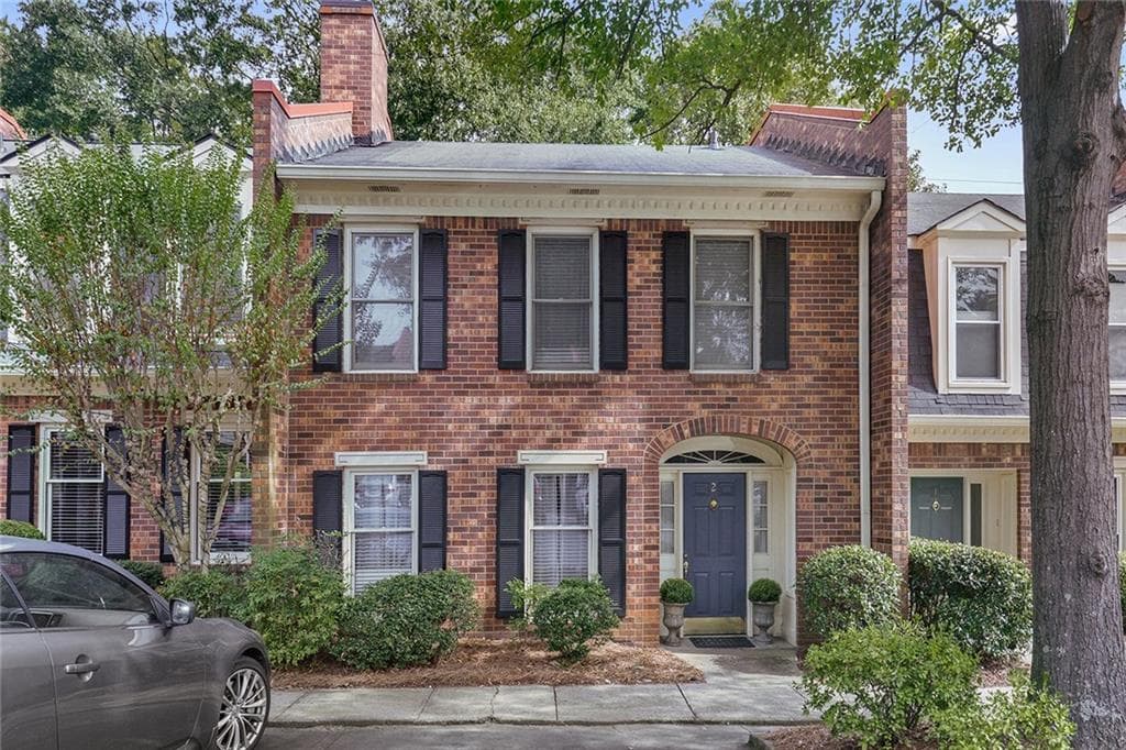 3 bedroom townhouse sold at 2 Pendleton Place, Atlanta, GA 30342