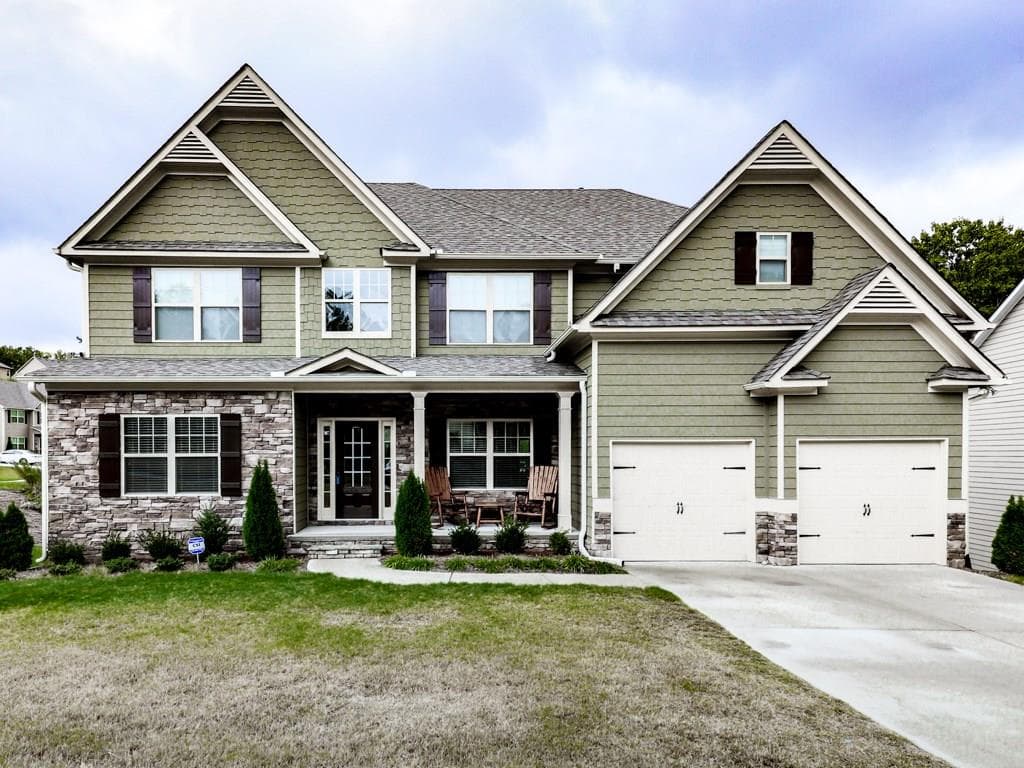 5 bedroom, 3,171 sq ft single family residence sold at 2051 Boxwood Lane, Canton, GA 30114